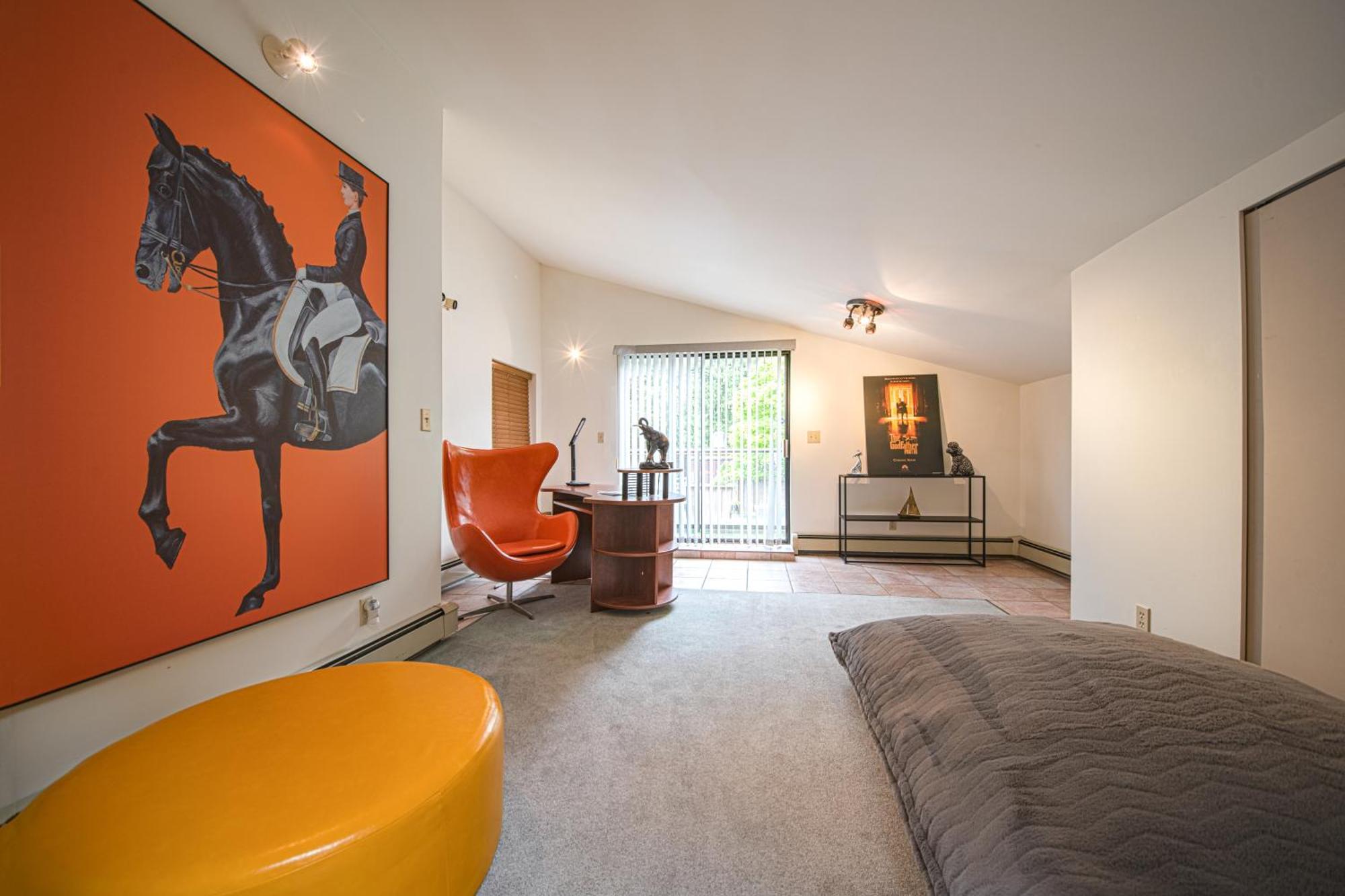 Cypress: Private Bedroom/Bathroom/Office, With Shared Pool, Hot Tub North Vancouver Exterior photo